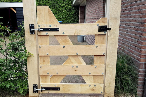 verstelbaar_poortbeslag_30cm