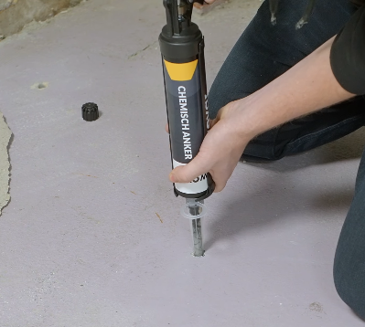 chemisch_anker_in_gebruik