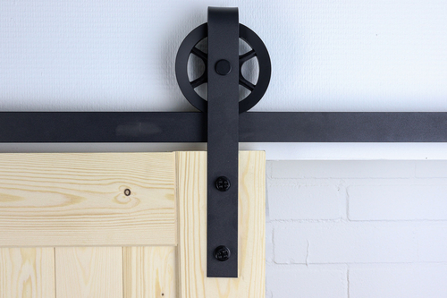 zwart_schuifdeursysteem_met_rails_grote_wielen_model_compleet_200_cm_per_set_1