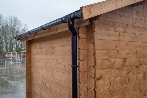 minigoot_aan_tuinhuis_1