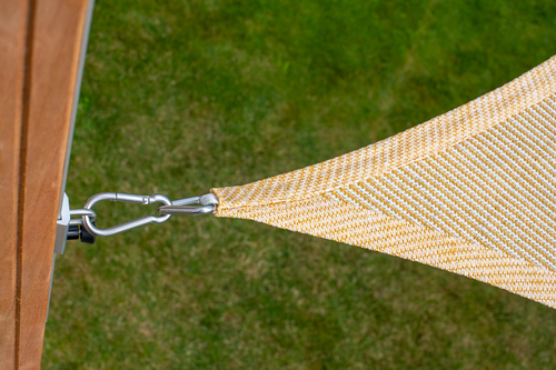 schaduwdoek_gebroken_wit_closeup_2