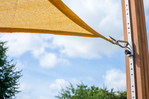 schaduwdoek_gebroken_wit_closeup_1_2