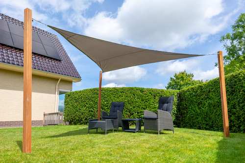 schaduwdoek_grijs_driehoek_2