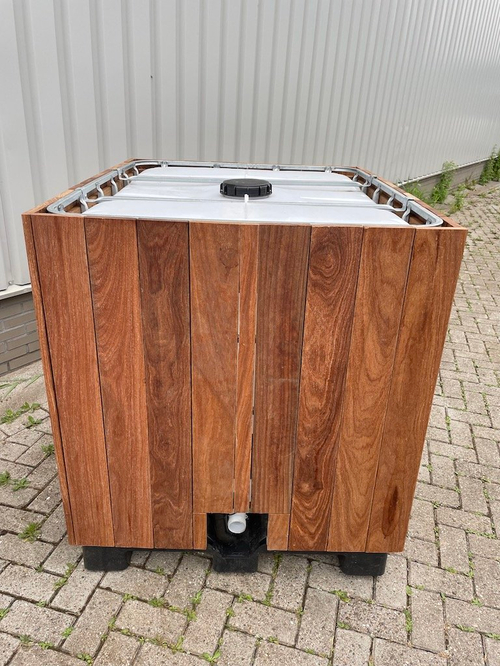luxe_regenton_1000_liter_ibc_vat_met_hout_bekleden
