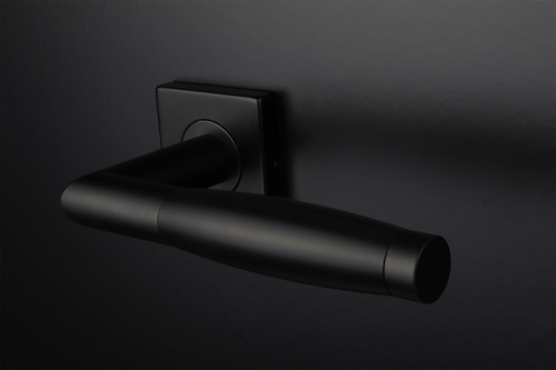 AscoliZwartvierkant3